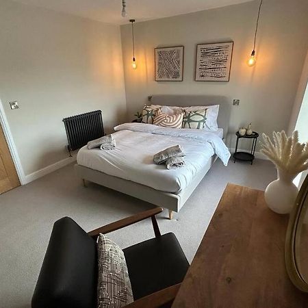 Caernarfon Modern Townhouse Snowdonia Villa Bagian luar foto