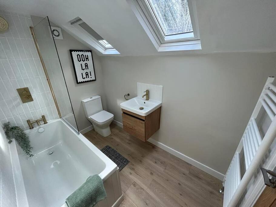 Caernarfon Modern Townhouse Snowdonia Villa Bagian luar foto
